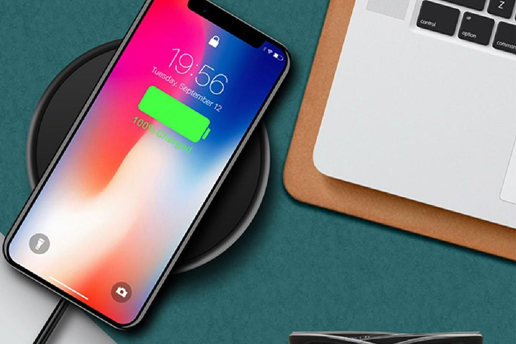 Wireless Fast Charger Smartphone Charger Qi Charging for Apple, Samsung and Smart Phones (Black)